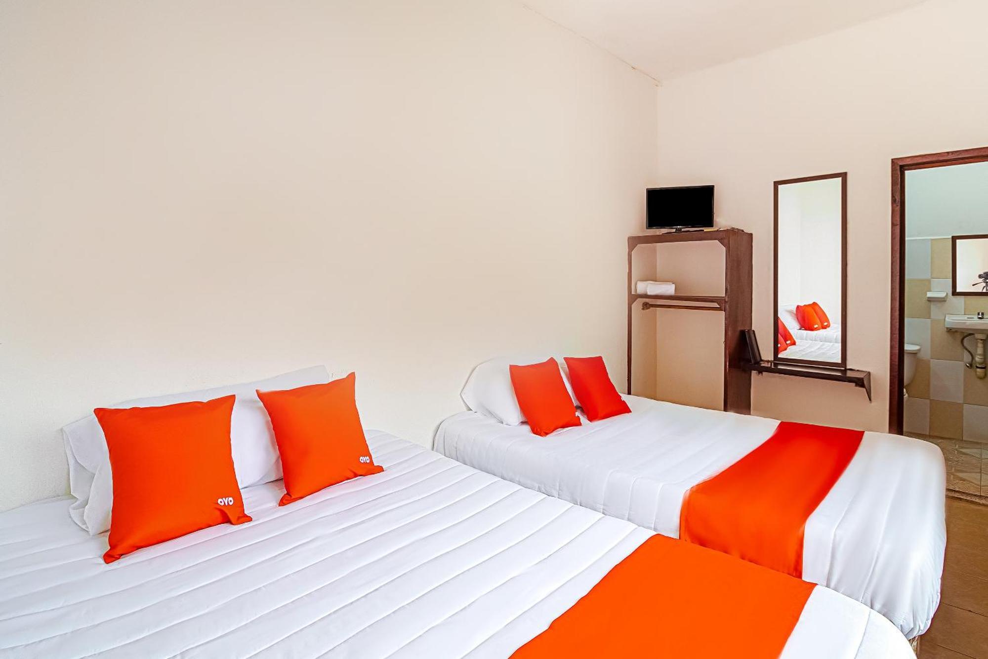 Oyo Hotel Posada Los Faroles,Tabasco Виляермоса Екстериор снимка